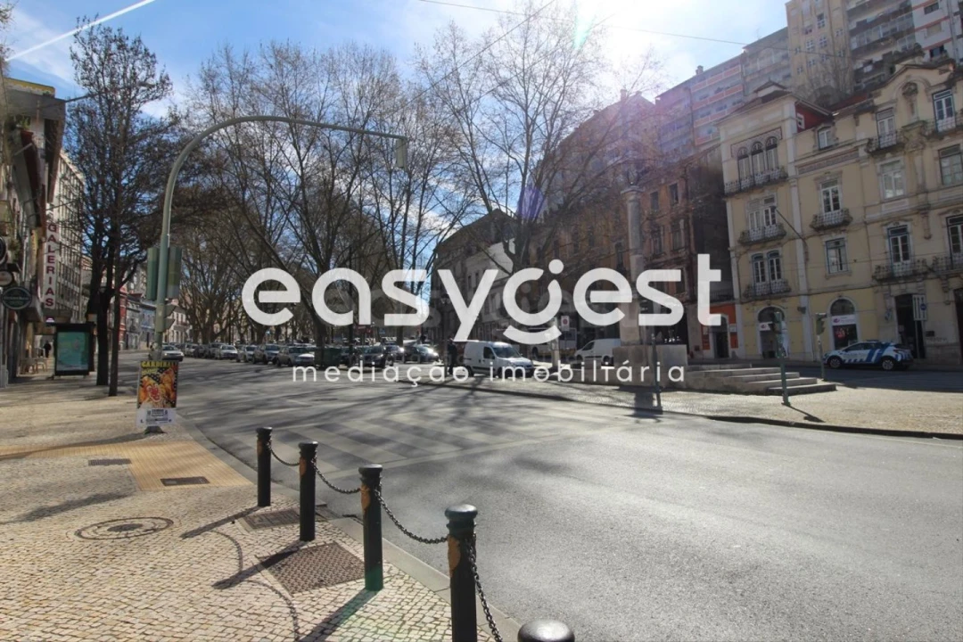 Loja para Venda em Sé Nova, Santa Cruz, Almedina e São Bartolomeu Foto 7
