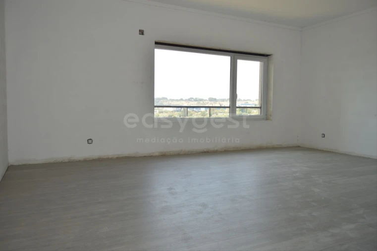 Apartamento T3 para Venda em Torres Novas (Santa Maria, Salvador e Santiago) Foto 1