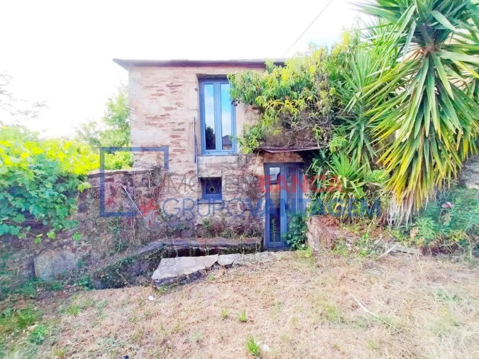 Moradia T3 para Venda em Alvarenga Foto 1