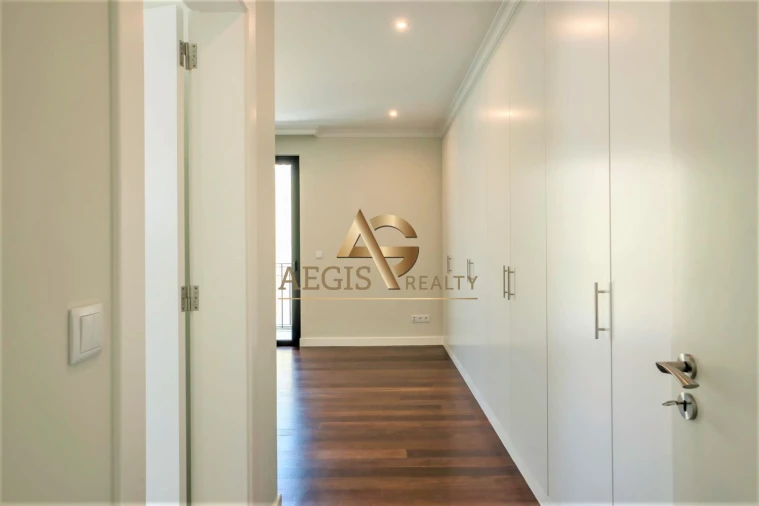 Moradia T3 para Venda em São Martinho Foto 11