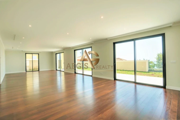 Moradia T3 para Venda em São Martinho Foto 7