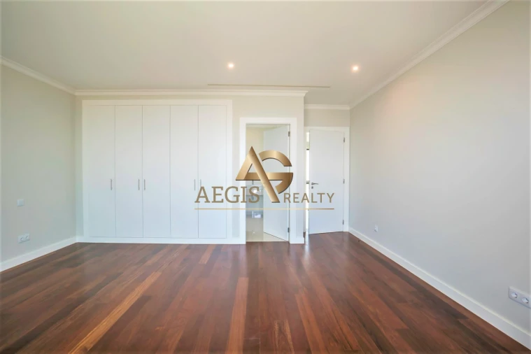 Moradia T3 para Venda em São Martinho Foto 16