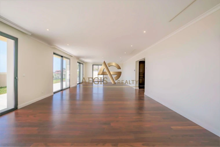 Moradia T3 para Venda em São Martinho Foto 6