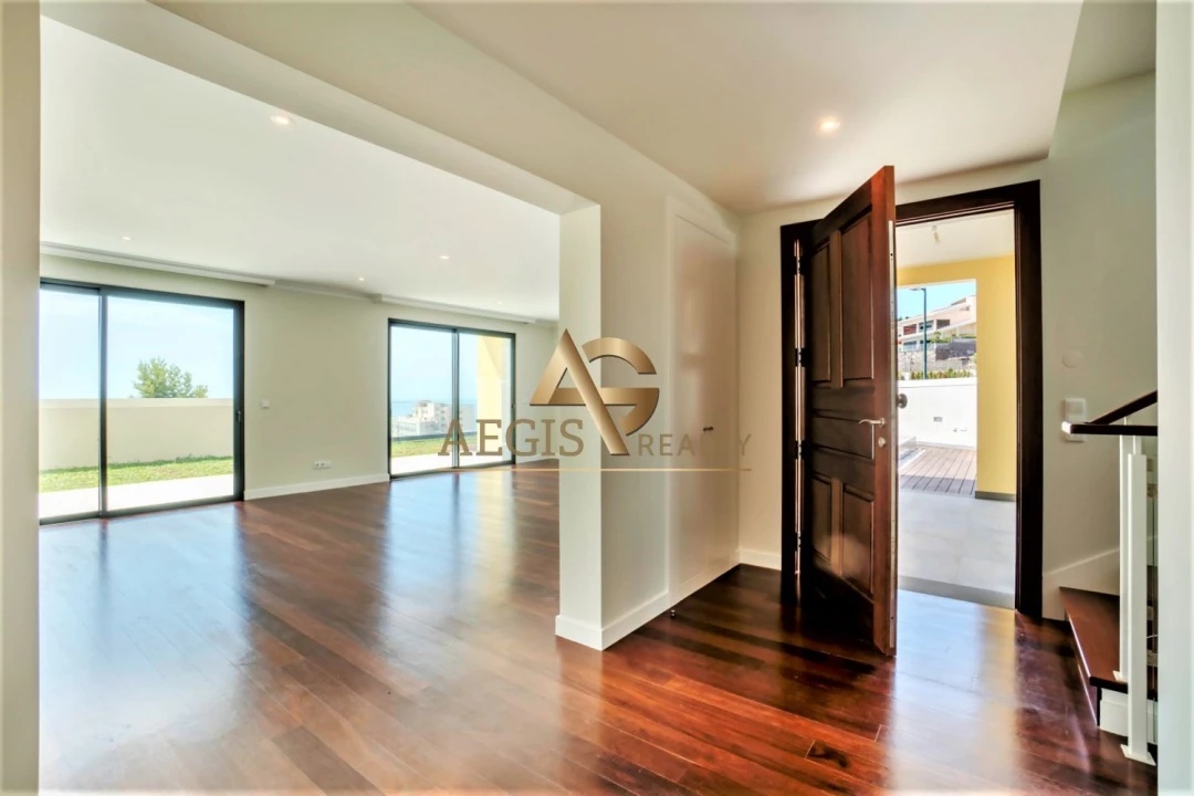 Moradia T3 para Venda em São Martinho Foto 4