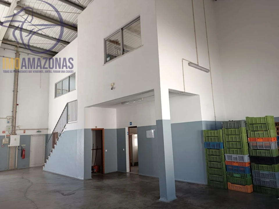 Loja para Venda em Estômbar e Parchal Foto 9