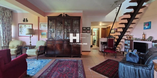 Apartamento T1 para Venda em Carcavelos e Parede