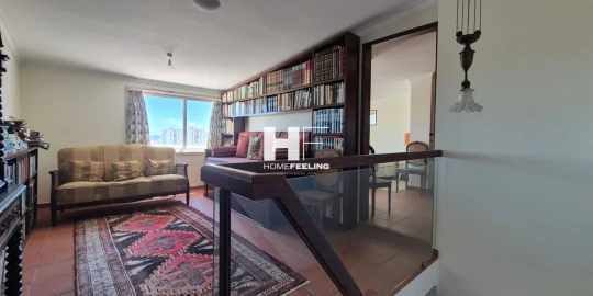 Apartamento T1 para Venda em Carcavelos e Parede