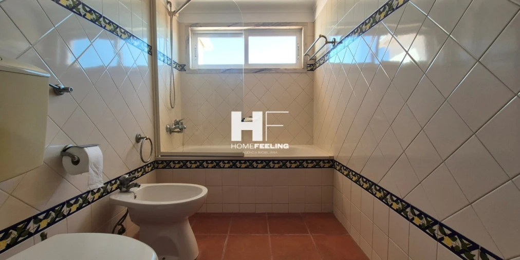 Apartamento T1 para Venda em Carcavelos e Parede Foto 14