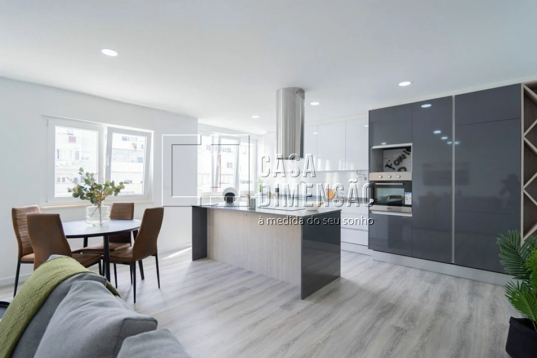 Apartamento T3 para Venda em São Domingos de Benfica Foto 12