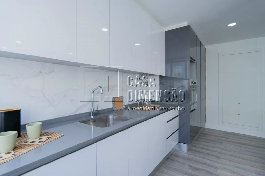 Apartamento T3 para Venda em São Domingos de Benfica Foto 28