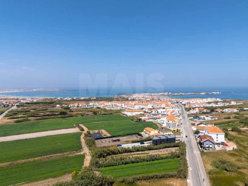 Moradia T3 para Venda em Ferrel Foto 2