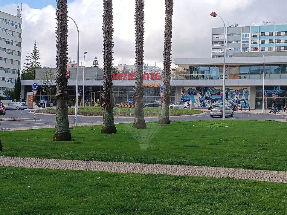 Loja para Venda em Oeiras e São Julião da Barra, Paço de Arcos e Caxias Foto 12