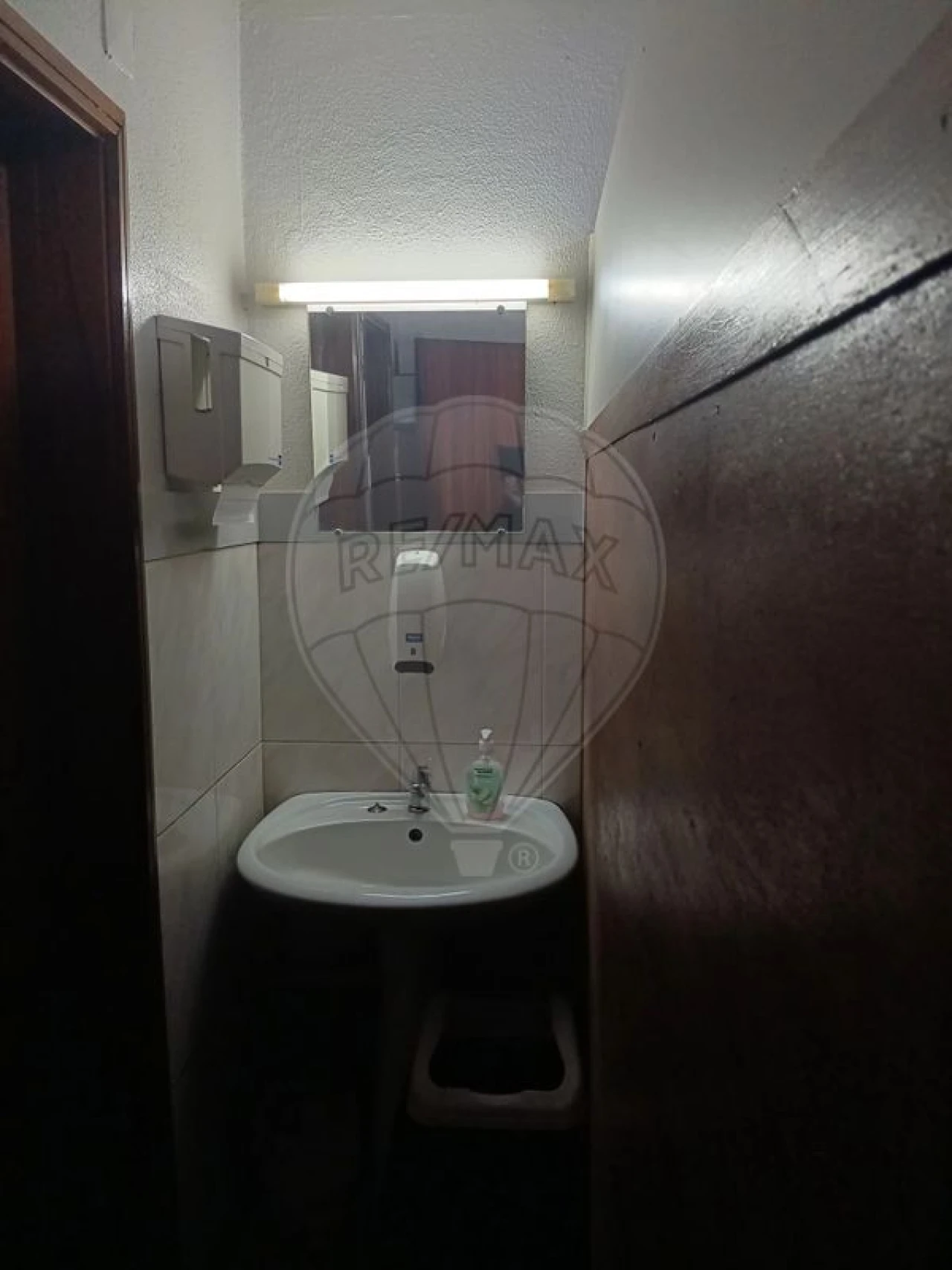 Loja para Venda em Oeiras e São Julião da Barra, Paço de Arcos e Caxias Foto 10