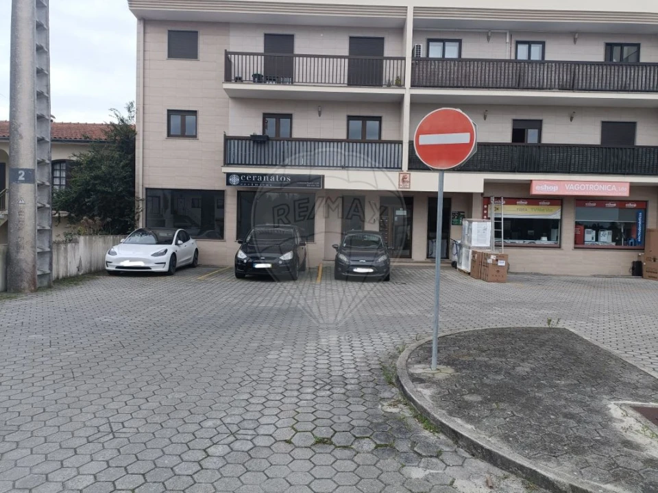 Loja para Arrendamento em Vagos e Santo António Foto 17