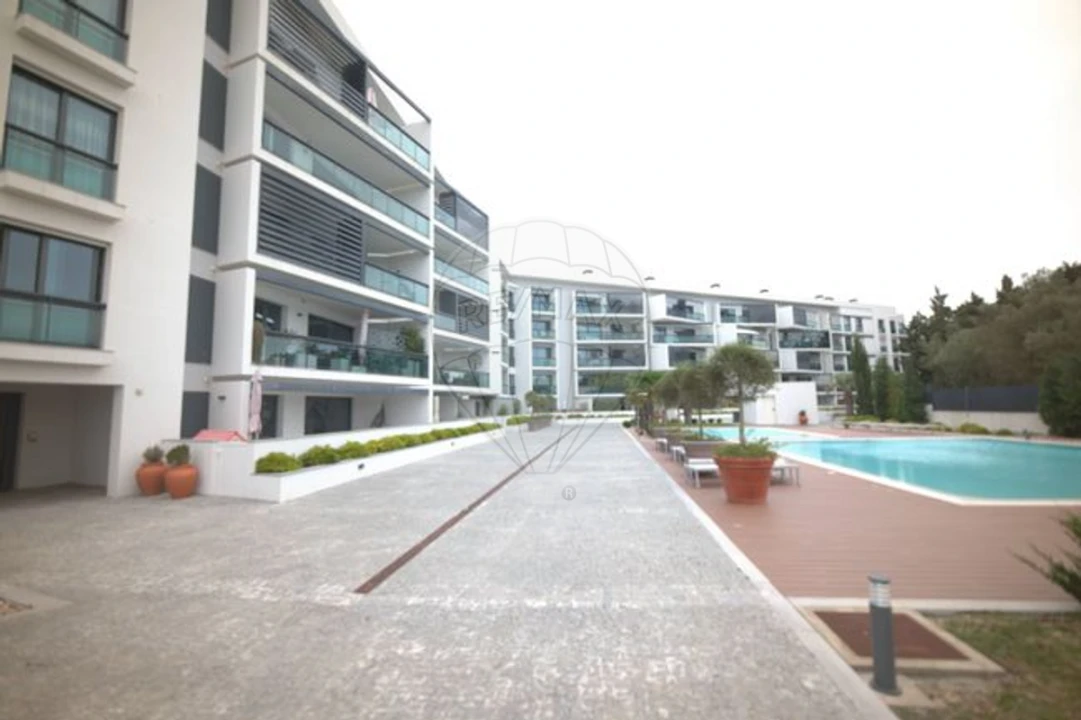 Apartamento T3 para Venda em Carcavelos e Parede Foto 33