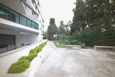 Apartamento T3 para Venda em Carcavelos e Parede