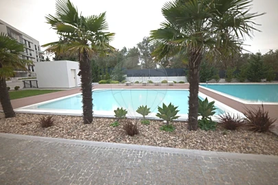 Apartamento T3 para Venda em Carcavelos e Parede