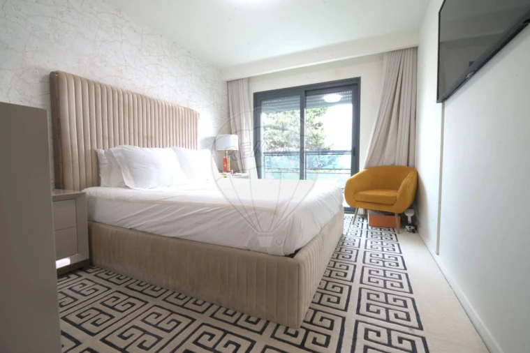 Apartamento T3 para Venda em Carcavelos e Parede Foto 17