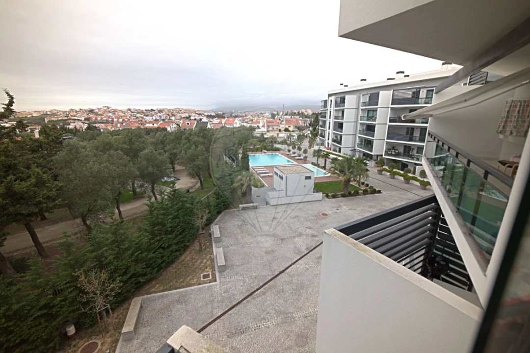 Apartamento T3 para Venda em Carcavelos e Parede Foto 38