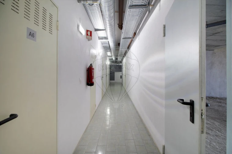 Loja para Venda em Sesimbra (Santiago) Foto 8