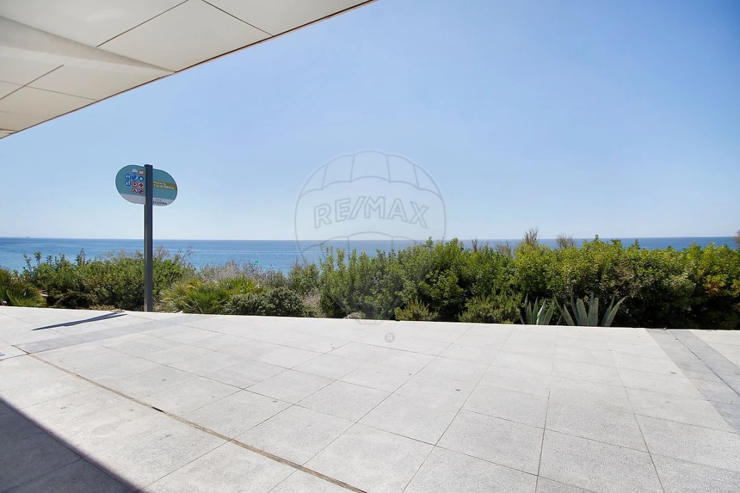 Loja para Venda em Sesimbra (Santiago) Foto 1