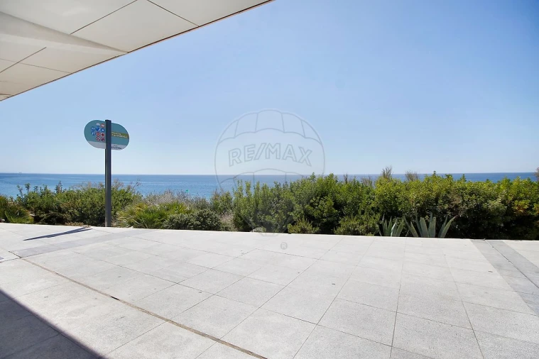 Loja para Venda em Sesimbra (Santiago)