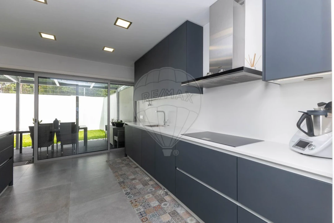 Moradia T3 para Venda em Nogueira e Silva Escura Foto 19