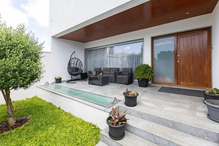 Moradia T3 para Venda em Nogueira e Silva Escura Foto 6