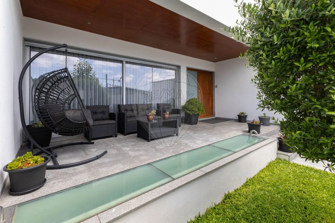 Moradia T3 para Venda em Nogueira e Silva Escura Foto 7