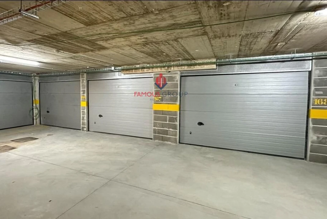 Garagem para Venda em Portimão Foto 2