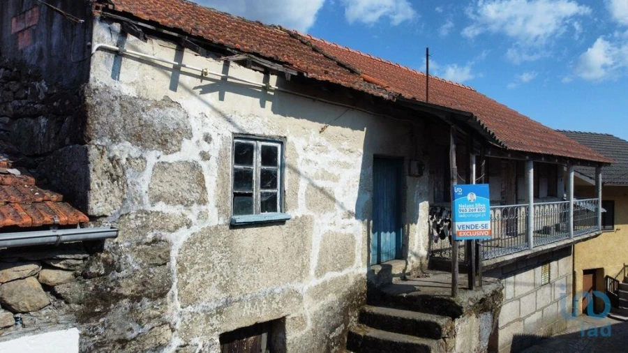Moradia T2 para Venda em Moledo Foto 5