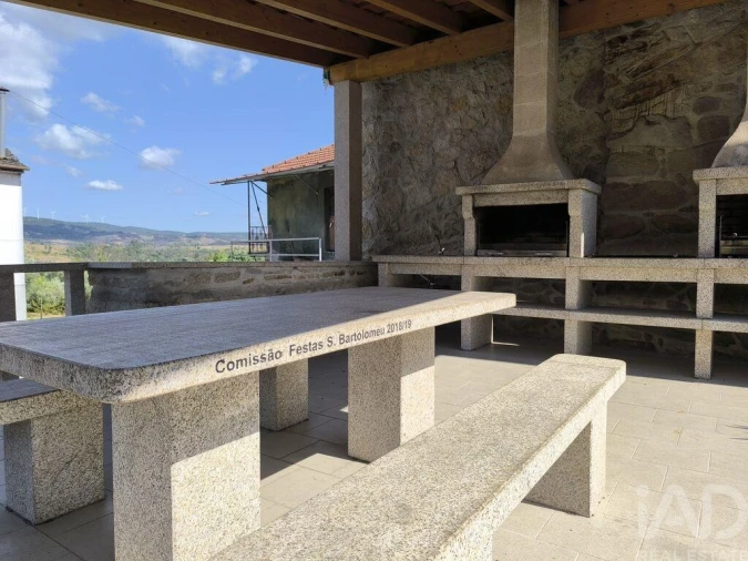 Moradia T2 para Venda em Moledo Foto 14