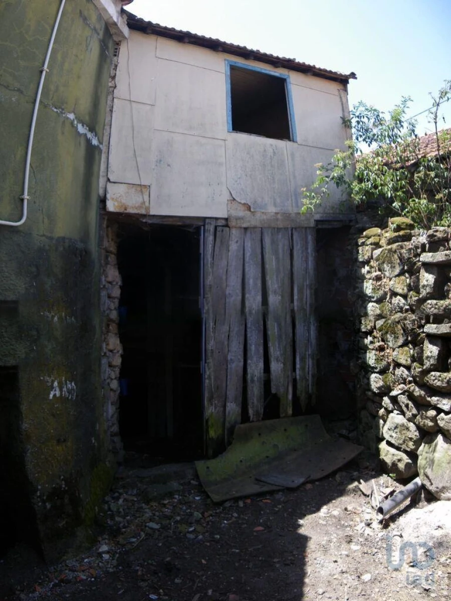 Moradia T2 para Venda em Moledo Foto 8