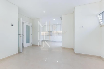 Moradia T3 para Venda em Ferragudo