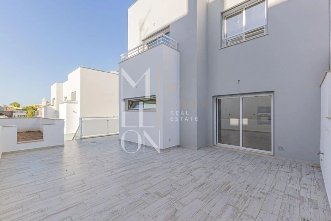 Moradia T3 para Venda em Ferragudo Foto 8