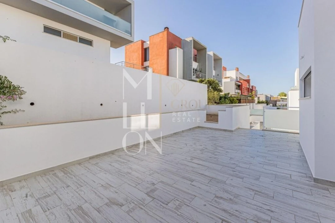 Moradia T3 para Venda em Ferragudo Foto 7