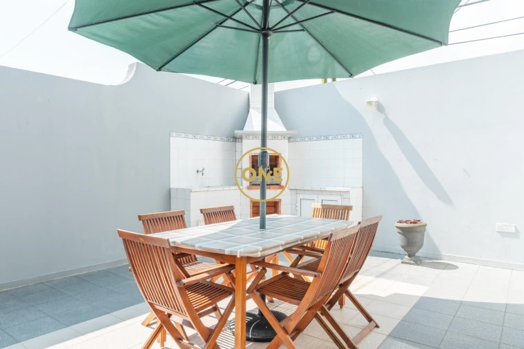 Moradia T3 para Venda em Relva Foto 10