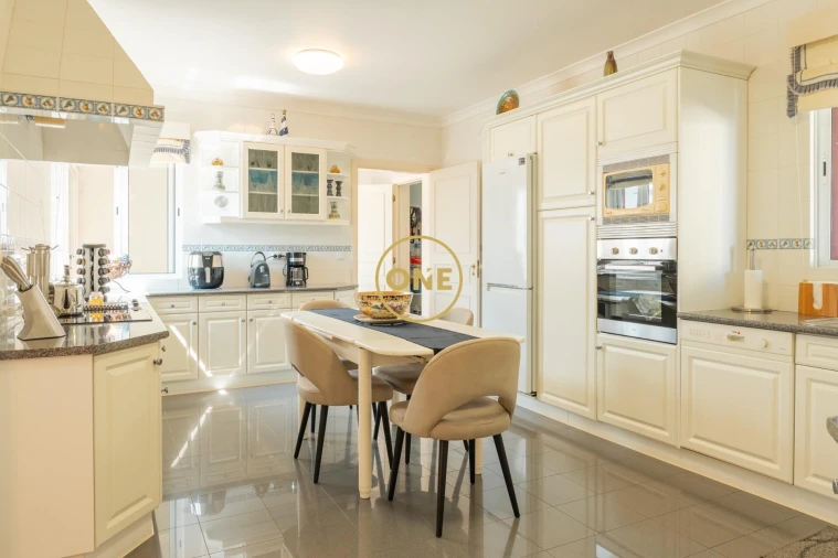 Moradia T3 para Venda em Relva Foto 9