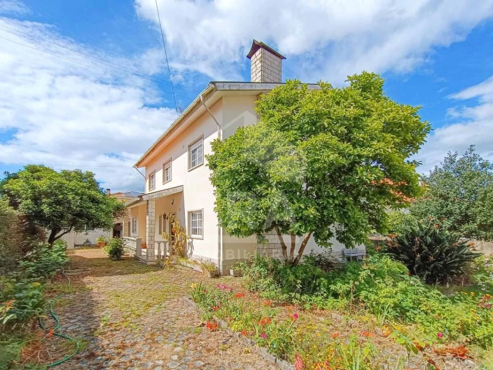 Moradia T5 para Venda em Eixo e Eirol Foto 3