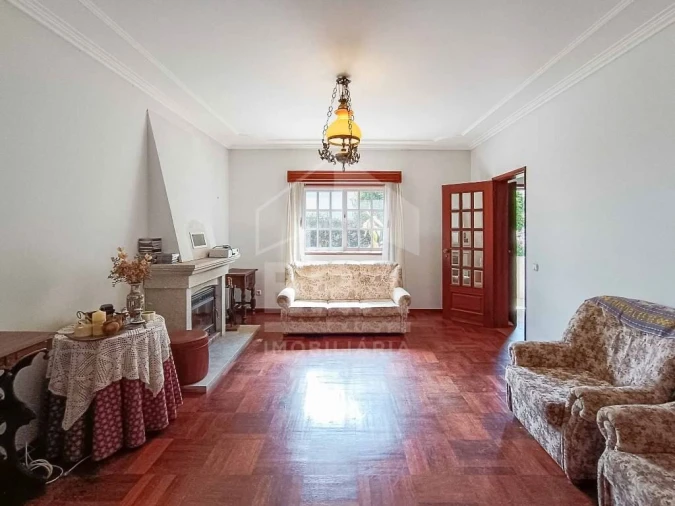 Moradia T5 para Venda em Eixo e Eirol Foto 8