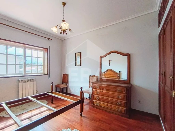 Moradia T5 para Venda em Eixo e Eirol Foto 10