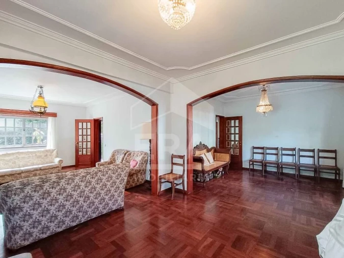 Moradia T5 para Venda em Eixo e Eirol Foto 7