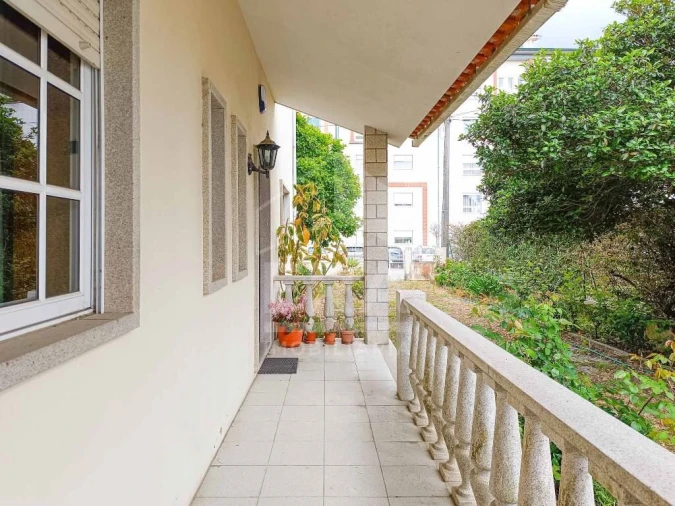 Moradia T5 para Venda em Eixo e Eirol Foto 18