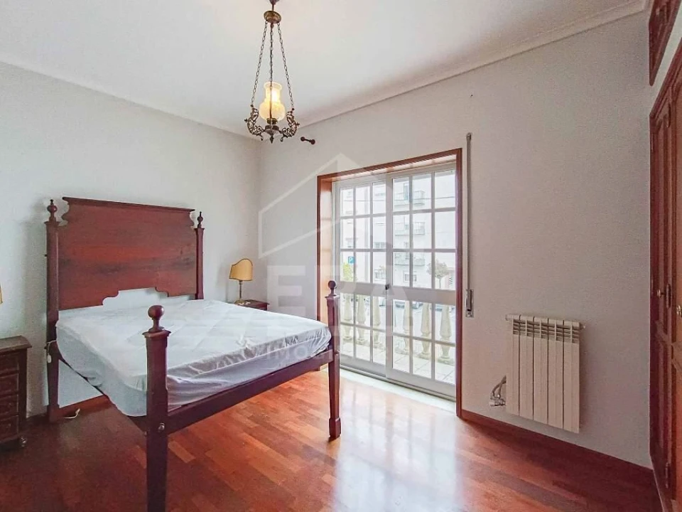 Moradia T5 para Venda em Eixo e Eirol Foto 13