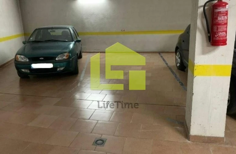 Loja para Venda em Vialonga Foto 7