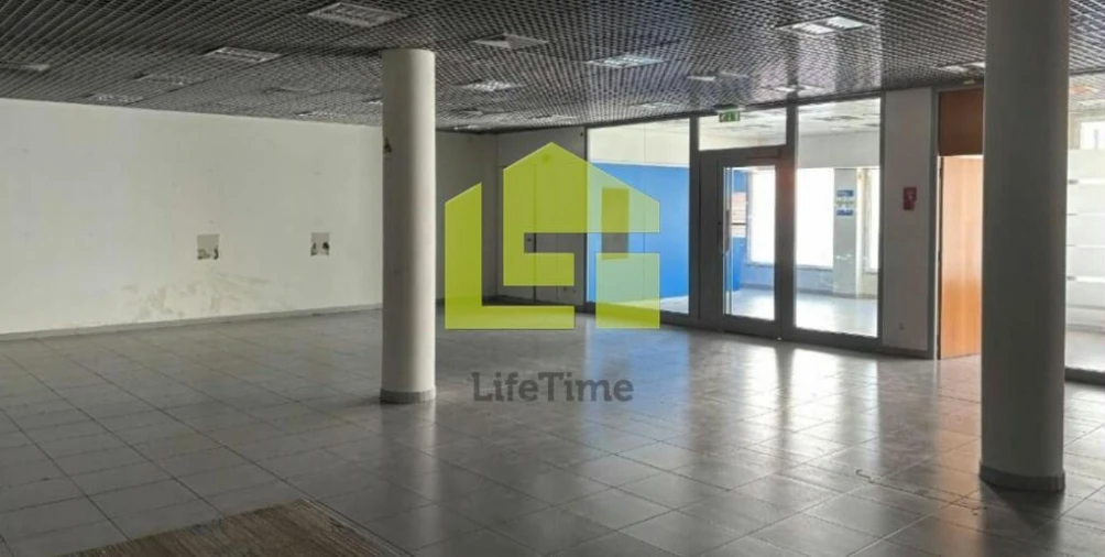 Loja para Venda em Vialonga Foto 2