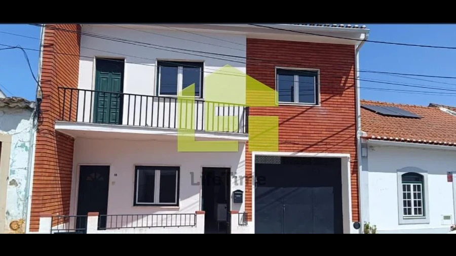 Moradia T5 para Venda em Golegã
