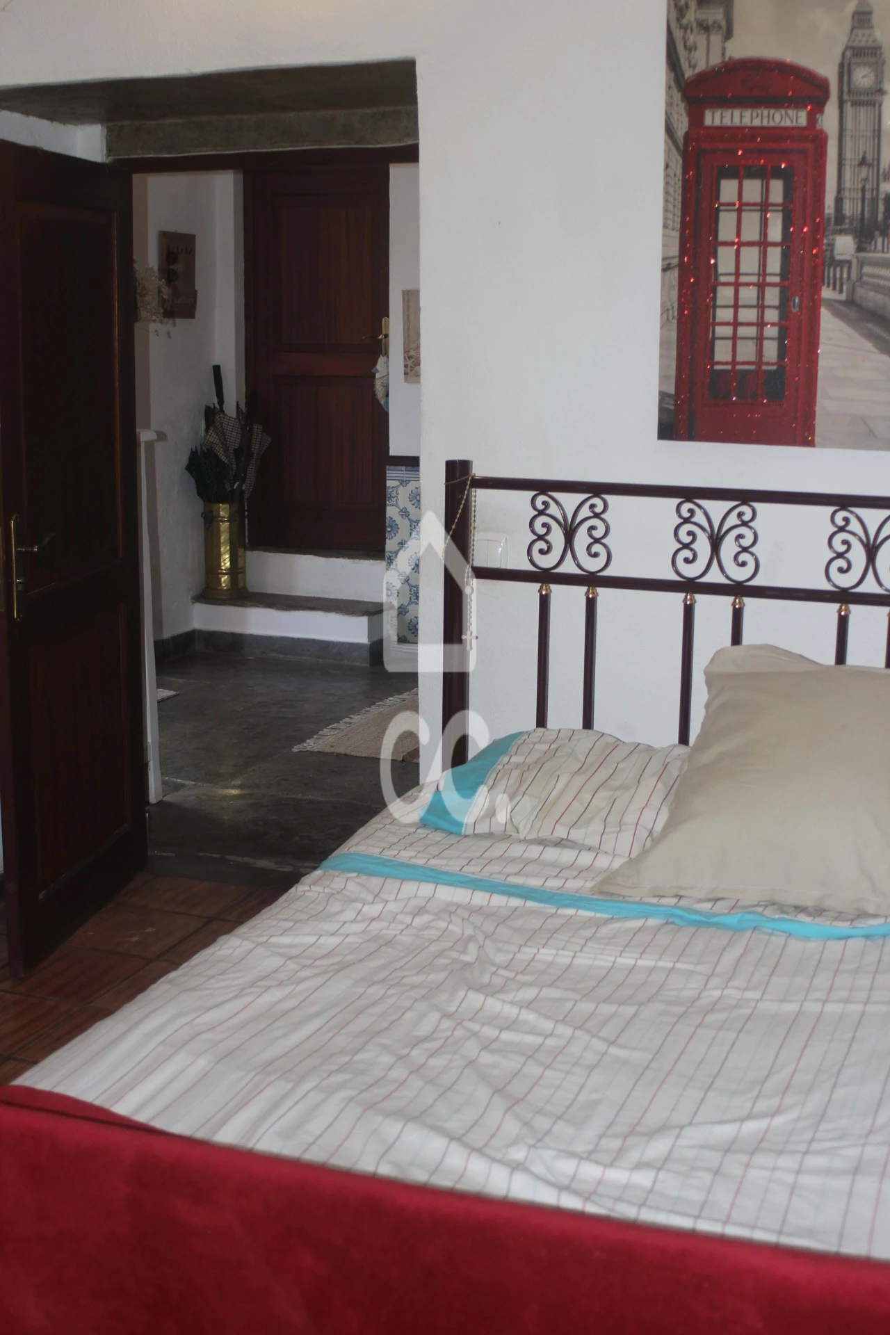 Moradia T4 para Venda em Mourão Foto 5