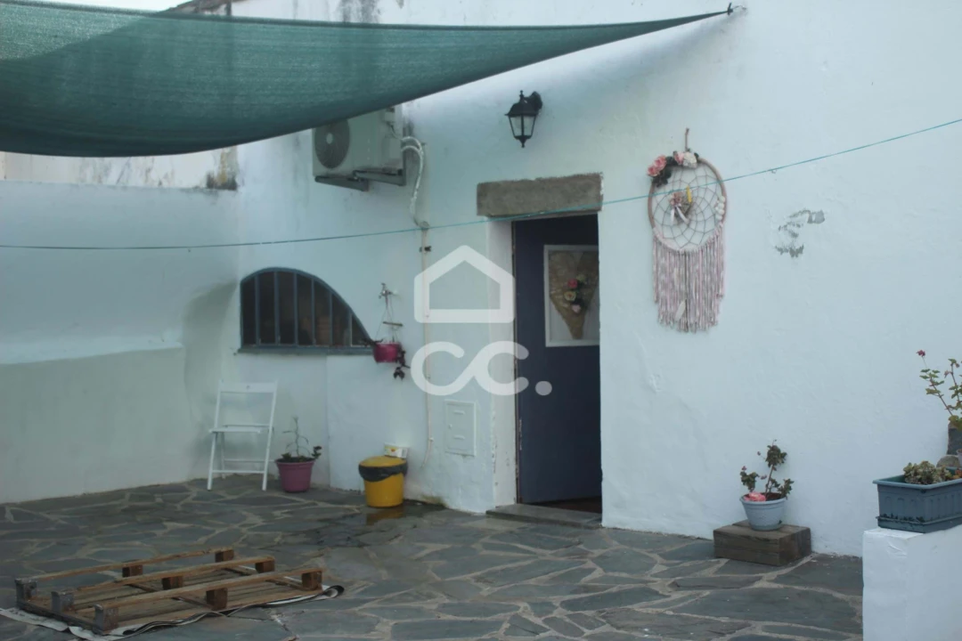 Moradia T4 para Venda em Mourão Foto 42