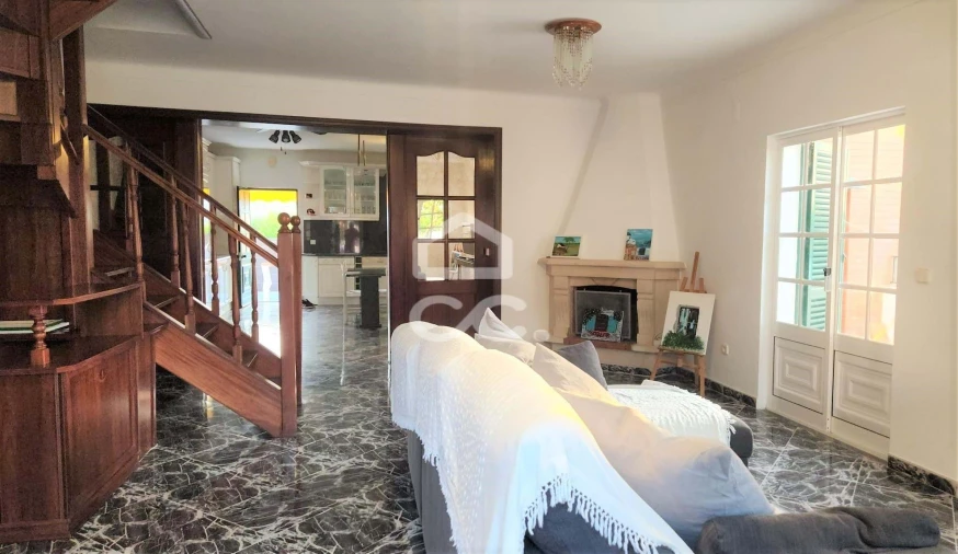 Moradia T3 para Venda em Granja Foto 5